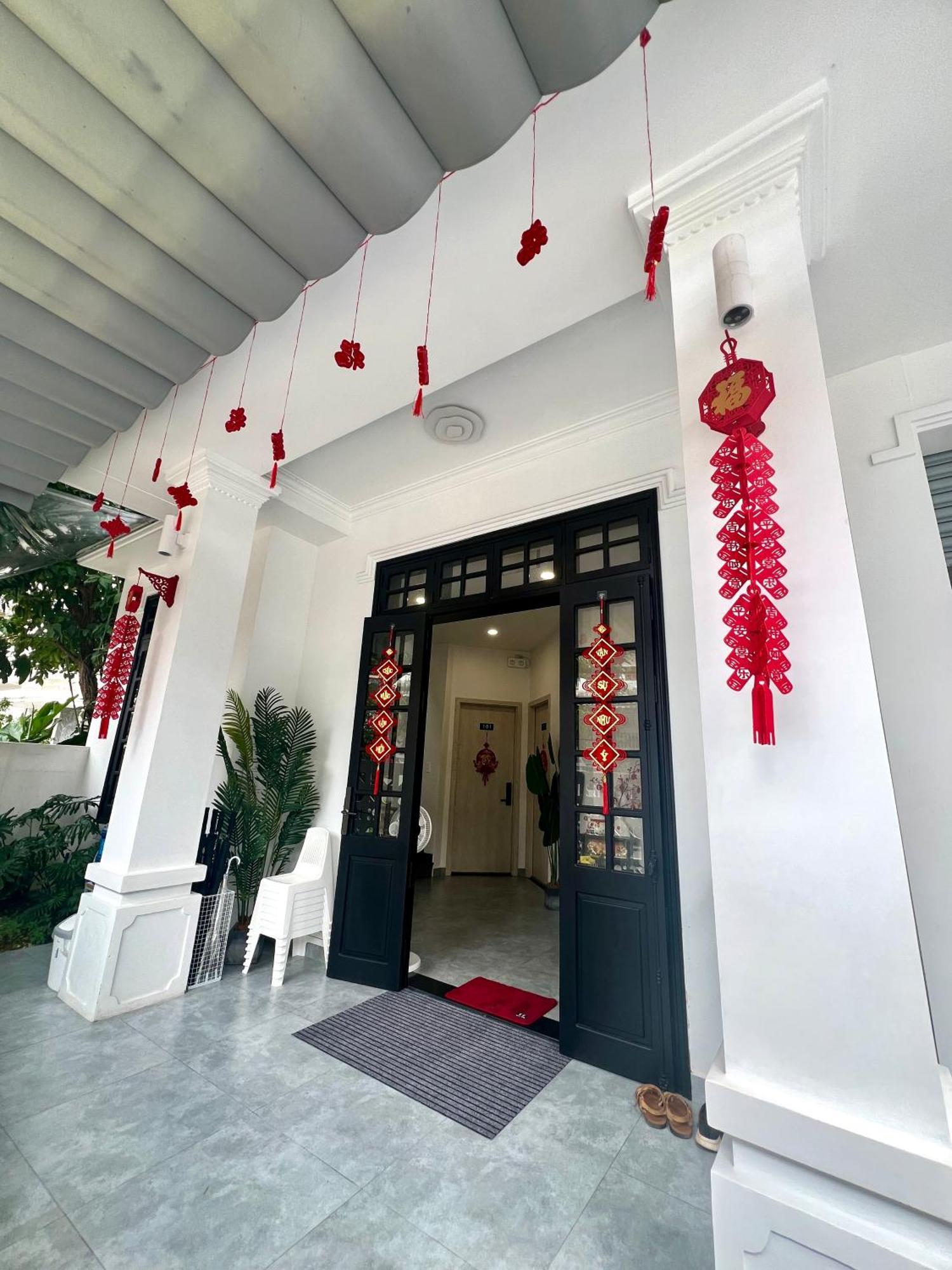 Anh'S House Aparthotel Hue Exterior photo